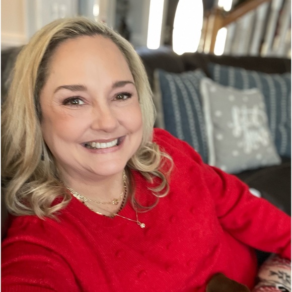 Meet your Posher, Kathi - Picture 1 of 1